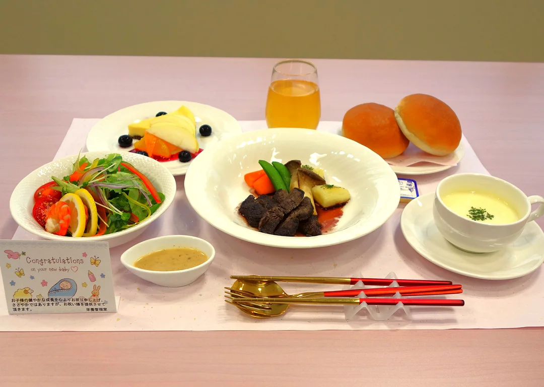 お食事 左画像